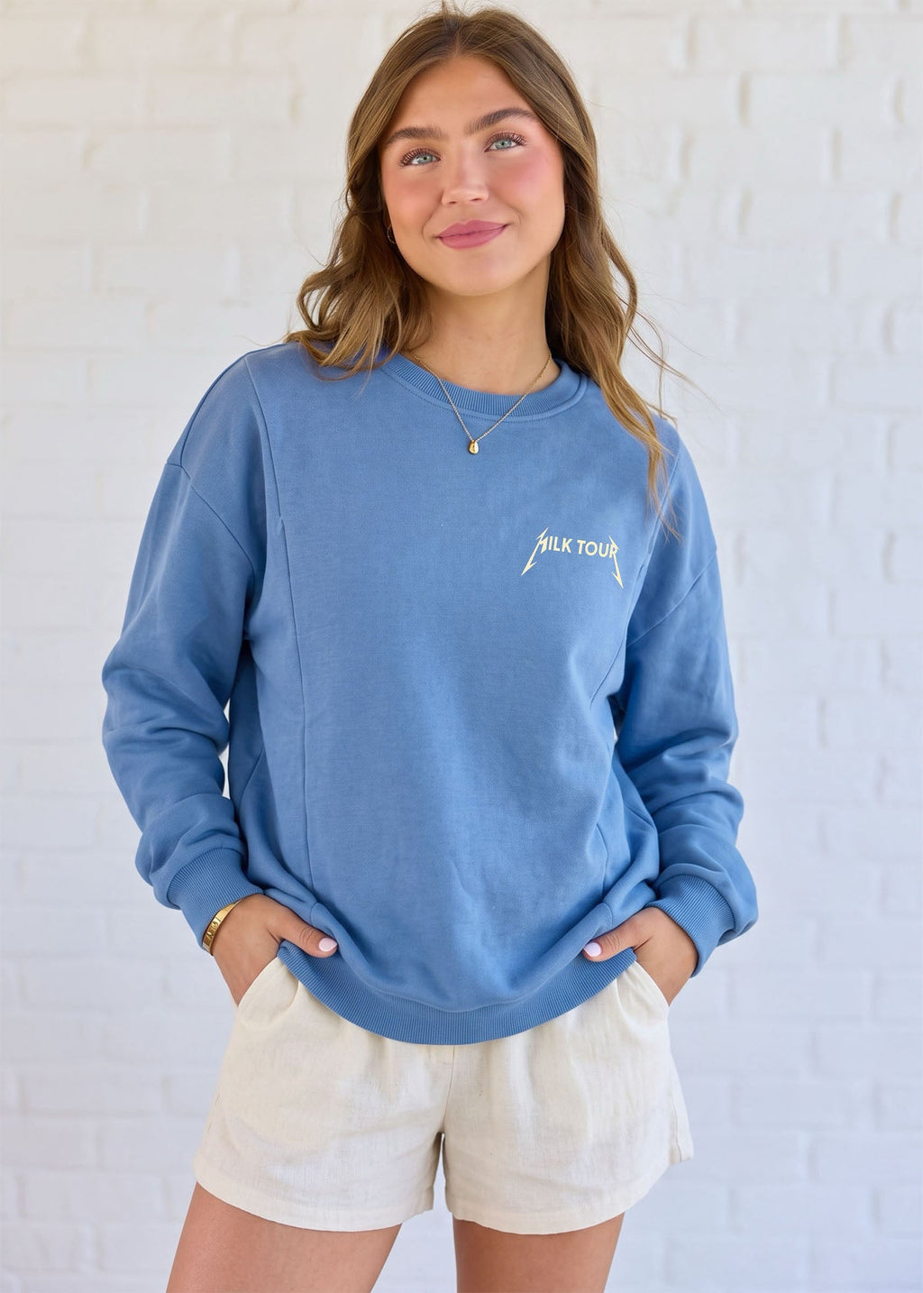 Mama Tour Worldwide Feeding-Friendly Sweatshirt
