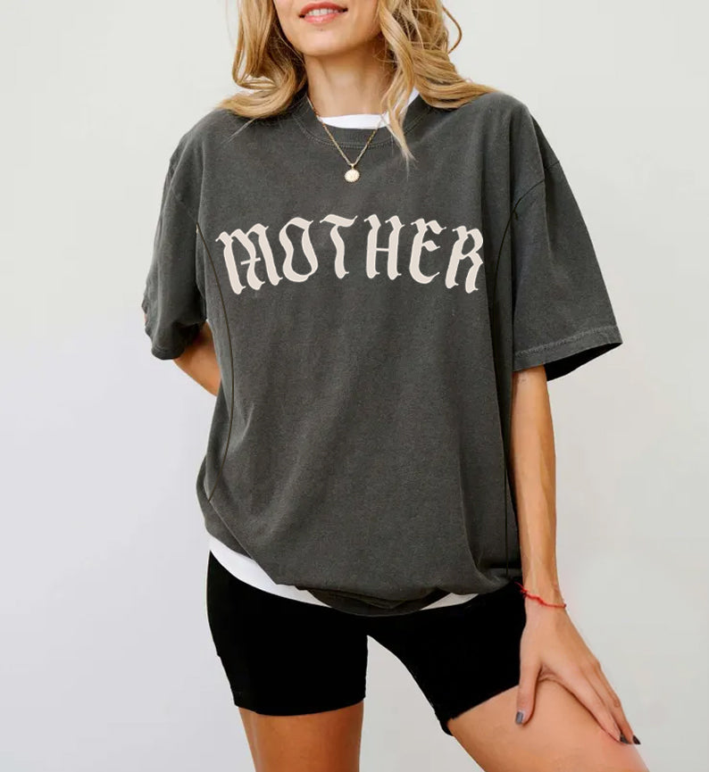 Vintage Mother Gothic Feeding-Friendly T-Shirt