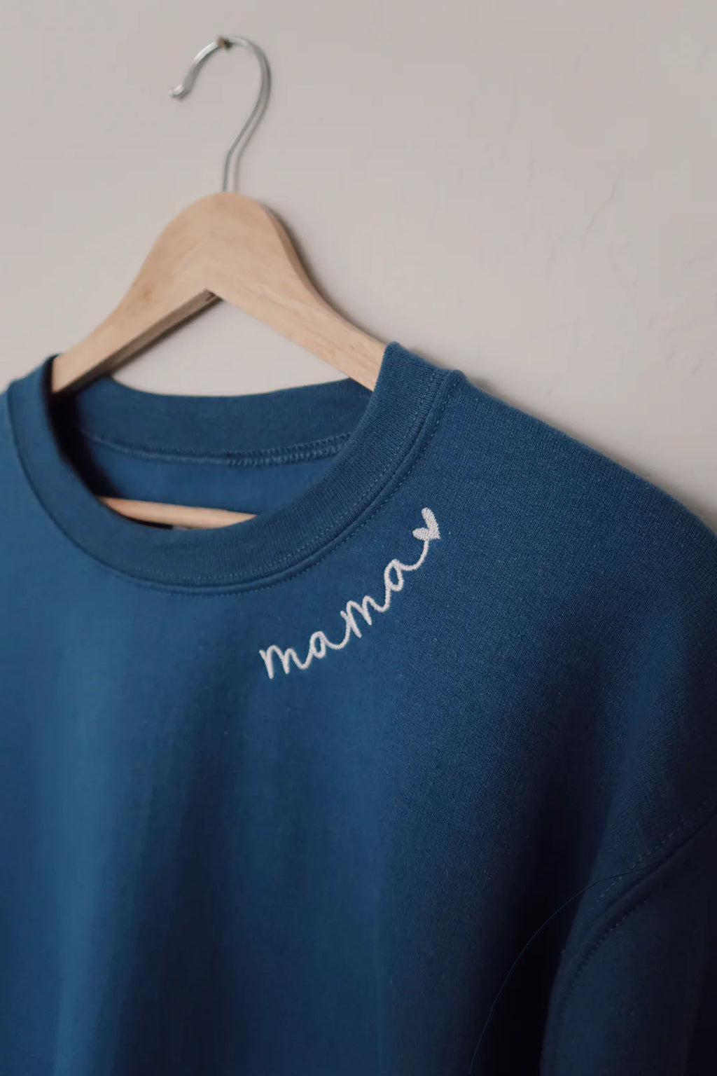 Mama Embroidered Feeding-Friendly Sweatshirt