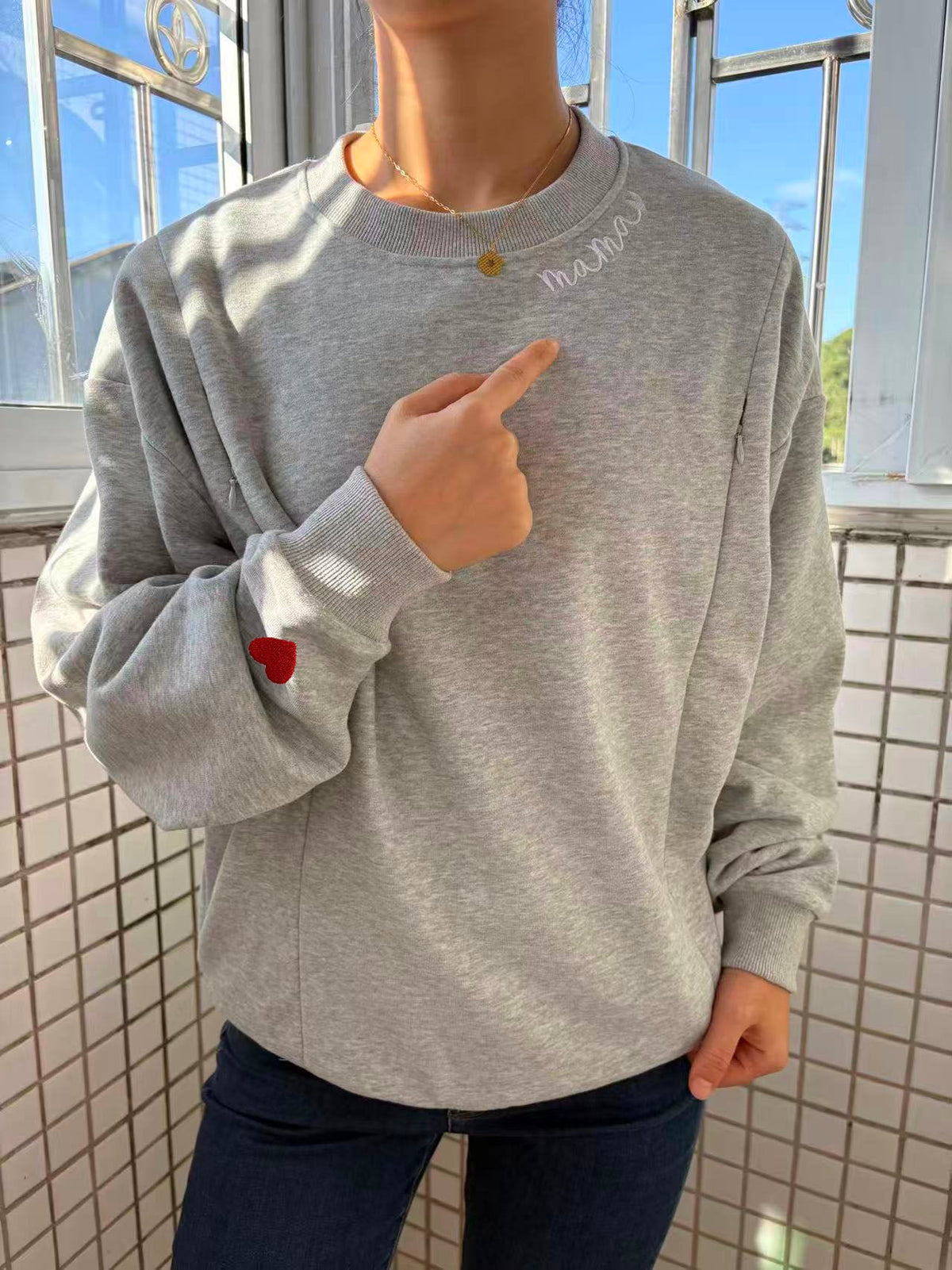 Oversized Mama Embroidered Feeding-Friendly Sweatshirt