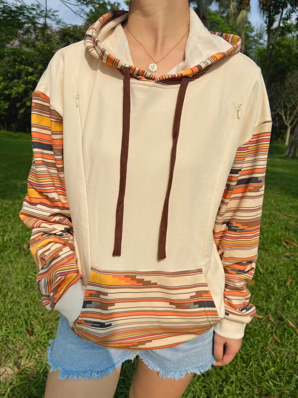 Women's Western Cozy Feeding-Friendly Hoodie